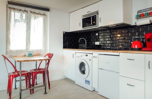 Le Perreux-sur-Marne Apartamento | Studio BISTROT cerca de PARIS y DISNEYLAND - WIFI GRATUITO