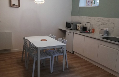Le Creusot Apartamento | Studio Bohème -Estudio-Premium-Baño en la habitacion