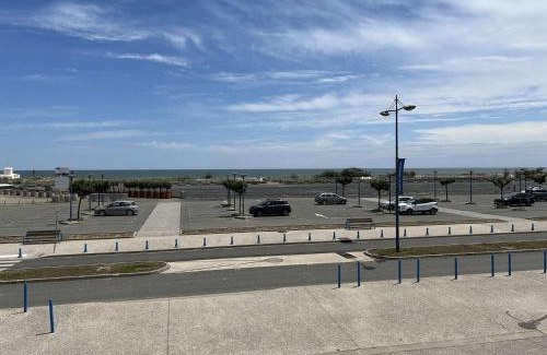 Saint-Pierre-la-Mer Apartamento | Studio bord de mer, parking, animaux admis - FR-1-229D-226