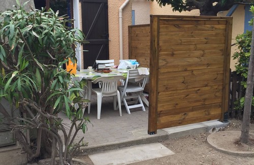 Les Cabanes de Fleury Apartamento | Studio by the sea