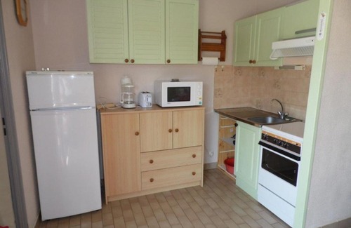 Le Grau-dʼAgde Apartamento | Studio cab. climatisé avec terrasse, pk privé et piscine - Grau d'Agde - FR-1-423-35