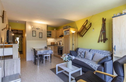 Eaux-Bonnes Apartamento | Estudio cabina para 6 personas, cerca de pistas, balcón, admite mascotas, parking