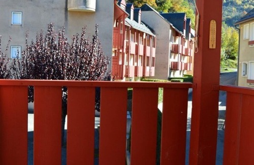 Esquieze-Sere Apartamento | Estudio cabina en Esquièze-Sère para 6 con balcón, vista a la montaña y aparcamiento