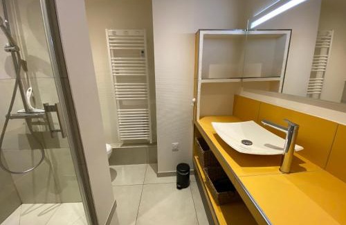 Arcachon Apartamento | Studio Cabine à Arcachon avec Parking, WiFi et Accès Direct Plage - FR-1-374-219