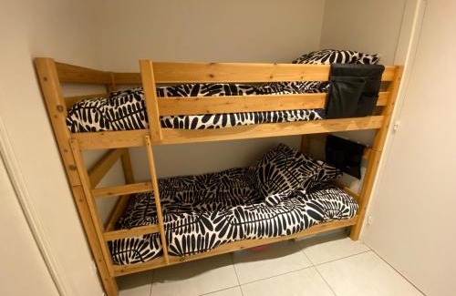 Arcachon Apartamento | Studio Cabine à Arcachon avec Parking, WiFi et Accès Direct Plage - FR-1-374-219