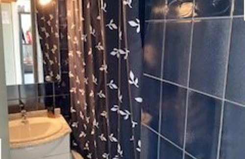 Le Barcares Apartamento | Studio Cabine à Le Barcarès, 4 couchages, terrasse, parking, piscine et activités sportives - FR-1-195-23