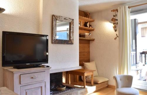 Meribel Apartamento | Studio cabine à Méribel, 4 personnes, terrasse sud, parking privé, casier à skis, lave-linge - FR-1-180-210