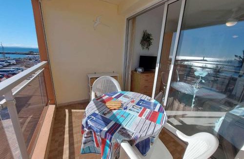 Le Grau-dʼAgde Apartamento | Studio cabine 4 personnes, terrasse, parking, Grau d'Agde - FR-1-423-210