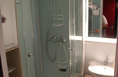 Valloire Apartamento | Studio cabine 4 personnes, Valloire - Balcon, parking, à 200m des remontées et commerces - FR-1-263-3
