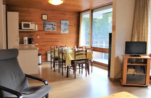 Les Claux Apartamento | Studio cabine 6 couchages à Vars Les Claux, proche pistes et commerces - FR-1-330B-96