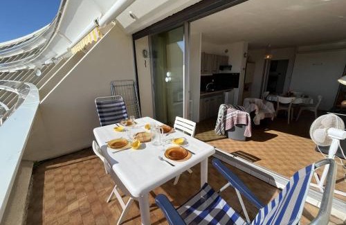 Naturist Village Apartamento | Studio cabine au Cap d'Agde, 4 couchages, terrasse, parking, plage à proximité - FR-1-249A-40