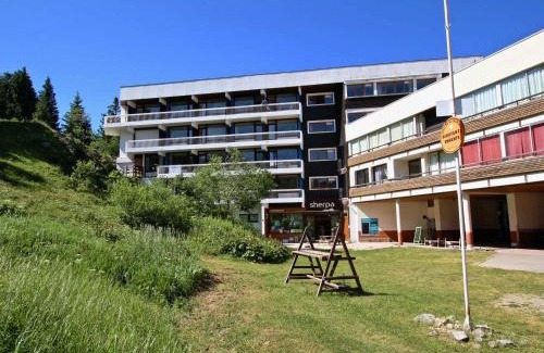 Chamrousse Apartamento | Studio cabine au pied des pistes avec piscine - FR-1-549-7