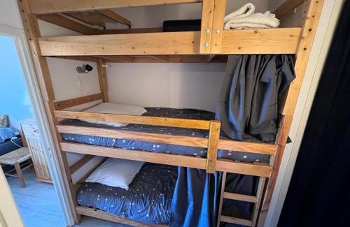 Les Angles Apartamento | Studio cabine avec balcon, ascenseur et coin repas - FR-1-593-99
