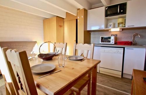 Chamrousse Apartamento | Studio cabine avec balcon, parking couvert, animaux non admis - FR-1-340-122