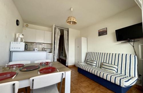 Sete Apartamento | Studio cabine avec parking à 600m des plages à Sète - FR-1-338-162