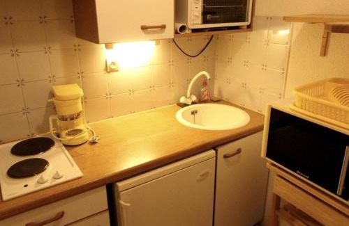 Bagneres-de-Luchon Apartamento | Studio Cabine Calme, Parking, Balcon, Animaux Ok - 4 Pers. à Bagnères-de-Luchon - FR-1-313-193