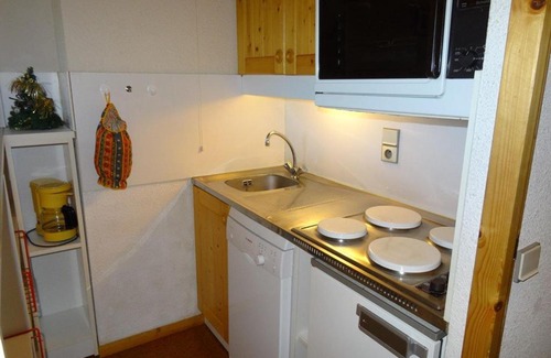 Les Avanchers-Valmorel Apartamento | Studio cabine chaleureux avec terrasse, proche pistes - 4 pers, animaux OK, parking en option - FR-1-291-772