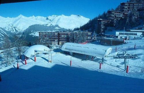 Arc-1600 Apartamento | Studio cabine 5 personnes à Arc 1600, ski aux pieds, proche commerces, wifi gratuit - FR-1-411-361