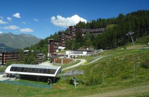 Arc-1600 Apartamento | Studio cabine 5 personnes à Arc 1600, ski aux pieds, proche commerces, wifi gratuit - FR-1-411-361