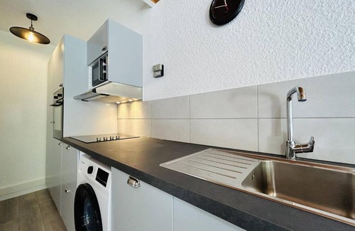 La Salle-les-Alpes Apartamento | Studio Cabine Rénové avec Balcon et Parking Près des Pistes – La Salle-les-Alpes - FR-1-330F-220