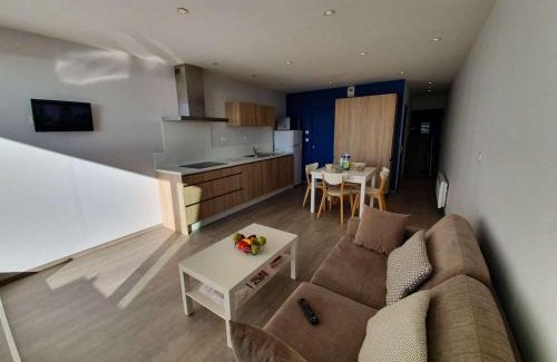 Saint-Jean-de-Monts Apartamento | Studio cabine 4 couchages, Saint-Jean-de-Monts, balcon, parking, à 2 pas de l'océan - FR-1-224C-194