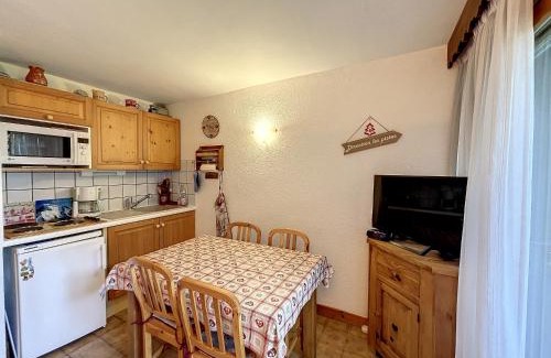Combloux Apartamento | Studio cabine proche centre Combloux, 4 pers, balcon, parking - FR-1-560-53