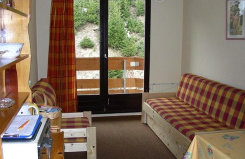 Le Pleynet Apartamento | Studio cabine proche pistes, balcon, casier à skis, parking gratuit - FR-1-557A-21