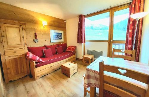 Plagne Villages Apartamento | Studio-cabine rénové, ski-aux-pieds, balcon sud, 4 pers, Plagne Villages, centre station - FR-1-351-29
