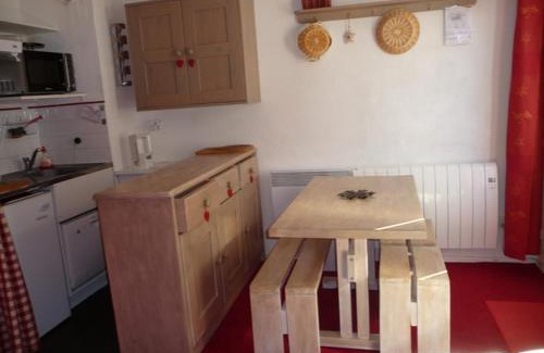 Prapoutel Apartamento | Studio cabine supérieur proche pistes, 4 pers, balcon sud, casier à ski - FR-1-771-76