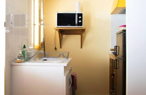 Brive-la-Gaillarde Apartamento | Studio Calme Chaleureux