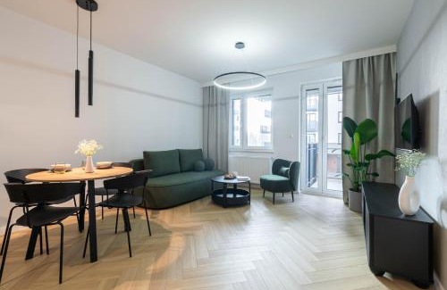 Katowice Apartamento | Studio Ceglana Katowice - FREE PARKING - Self check-in
