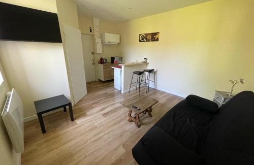 Chatel-Guyon Apartamento | Studio Center of Châtel-Guyon