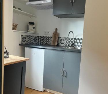 Belley Apartamento | Studio central et chaleureux