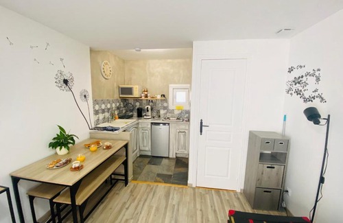 Soligny-la-Trappe Apartamento | Studio centre village Soligny la Trappe proche Mortagne au perche -Sanateflo -