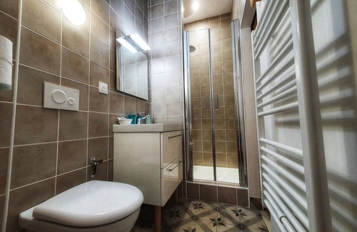 La Charite-sur-Loire Apartamento | Estudio-Panorámico-Baño con bañera-Vista a lugar emblemático