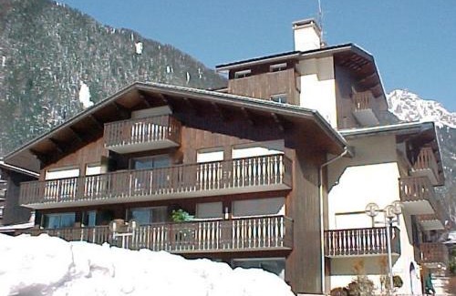 Chamonix City Centre Apartamento | Studio Chamonix, 4 Pers, Proche Pistes, Balcon, Parking, Animaux Admis - FR-1-517-32