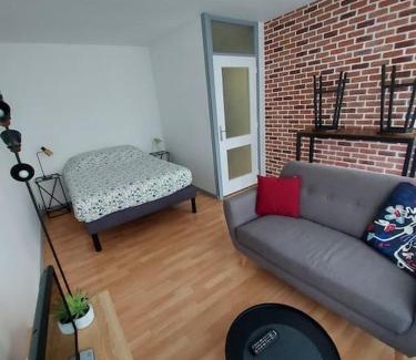 Quartier Hyper-Centre Apartamento | Studio Championnet, balcon, haut confort