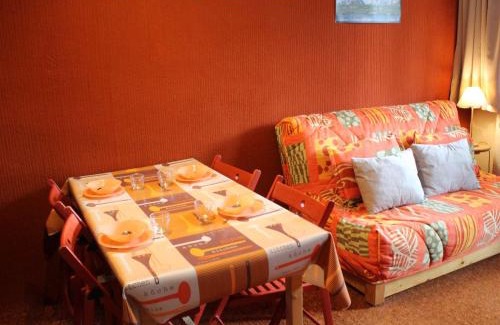 Risoul Apartamento | Studio charmant au pied des pistes, balcon sud, parking gratuit, animaux acceptés ! - FR-1-330-513
