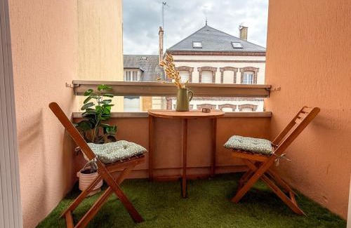 Chartres Apartamento | Studio charmant avec balcon en centre-ville