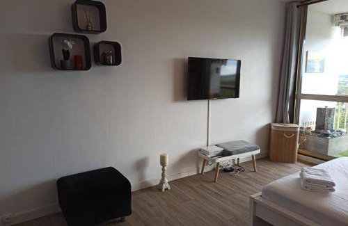 Montrichard Val de Cher Apartamento | Studio Charmant avec vue magnifique!