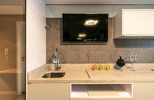 Reboucas Apartamento | Studio Charmoso Central - 7th003
