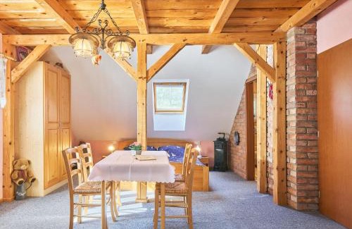 Starkov Apartamento | Studio Chlívce u Hronova-1 by Interhome