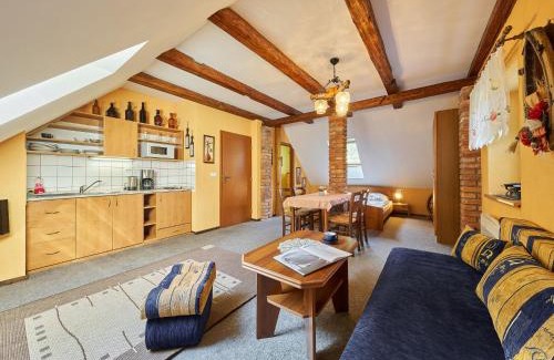 Starkov Apartamento | Studio Chlívce u Hronova-2 by Interhome