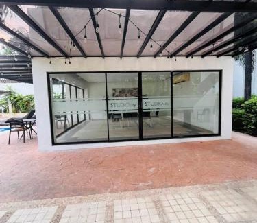 Alabang Apartamento | Studio City Condo in Alabang, near ATC, S&R