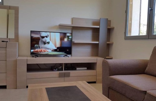 Saint-Marcel-les-Valence Apartamento | Studio climatisé avec terrasse et Wi FI .