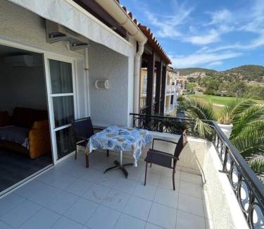 Cap Esterel Apartamento | Studio climatisé 4 personnes