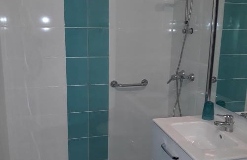Balaruc-les-Bains Apartamento | Studio climatisé, proche Thermes, animaux admis - FR-1-503-87