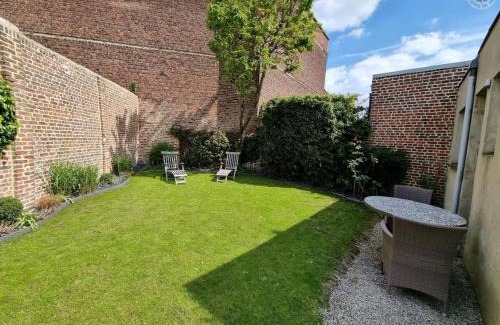 Saint-Andre-lez-Lille Apartamento | Studio cocooning près de Lille avec jardin, parking sécurisé et accès facile aux transports. - FR-1-510-215