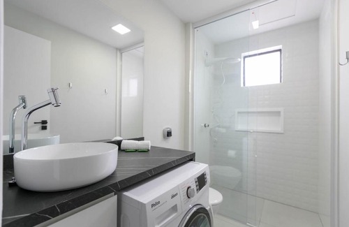 Civic Center Apartamento | Studio com 2 quartos e 2 Camas casal - SBO006