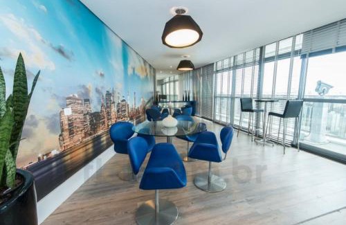 Reboucas Apartamento | Studio com Garagem 7th avenue Central
